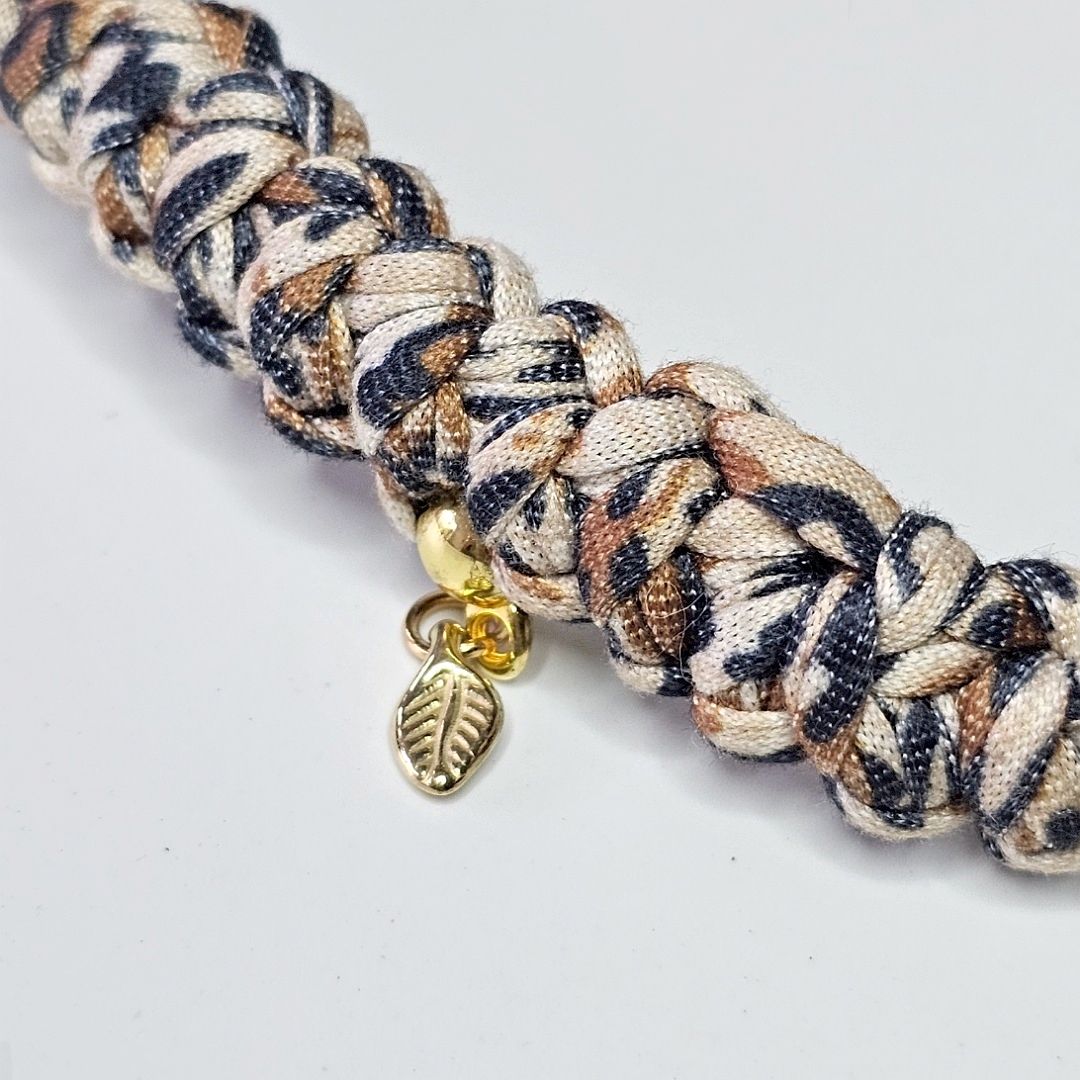 LivalaPip™ - ID Collar - Leopard Hug