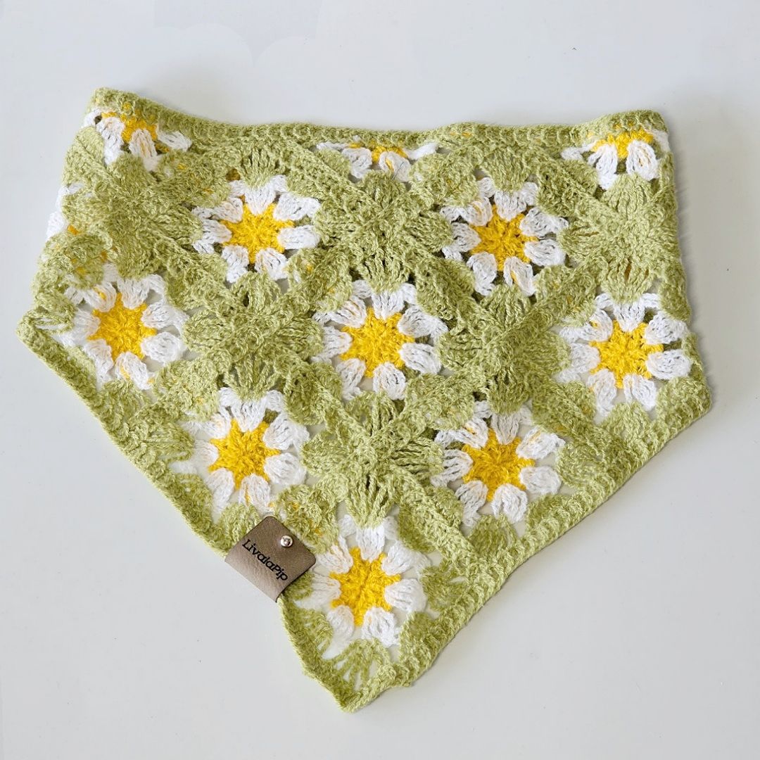 LivalaPip™ - Bandana - Green Daisy