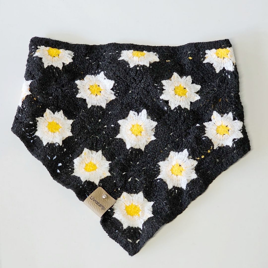 LivalaPip™ - Bandana - Black Daisy