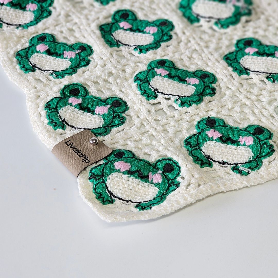 LivalaPip™ - Bandana - Froggy White